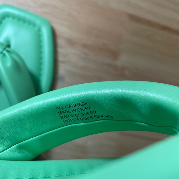 Bar‎ III Womens Green Square Toe Thong Sandals Slip On Flat Flip Flops Size 6.5M - Picture 7 of 9